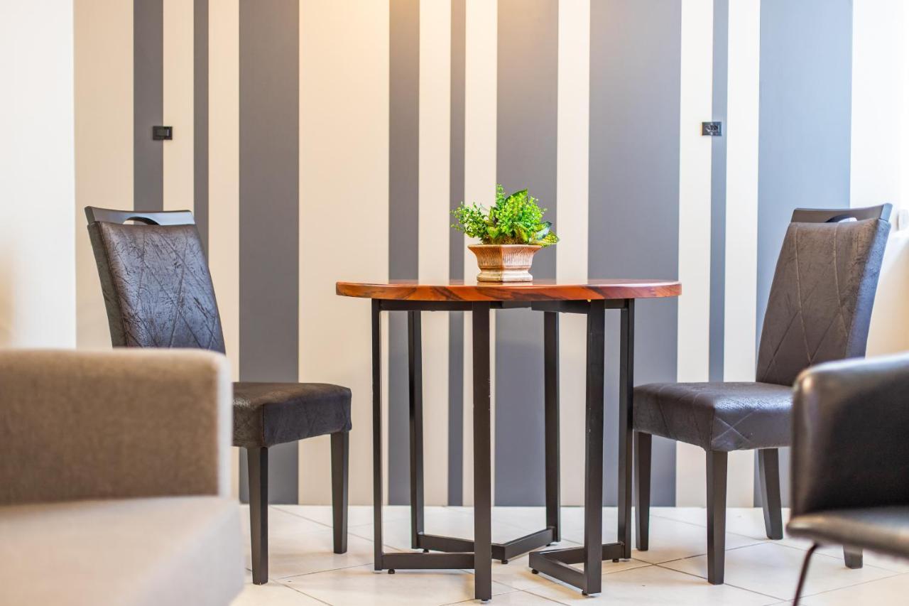 Apartahotel Delupo - Livin 4*