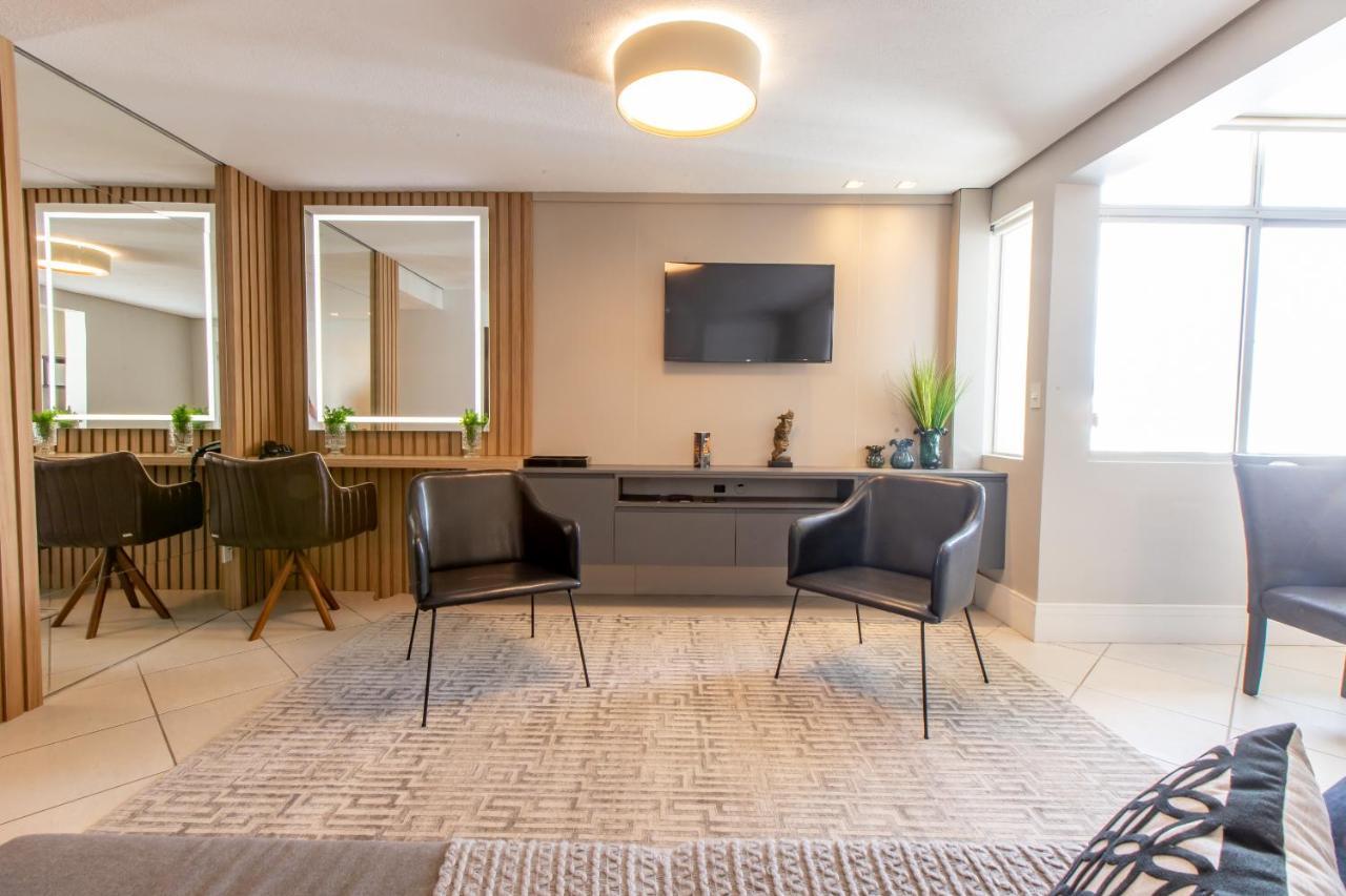 Apartahotel Delupo - Livin 4*