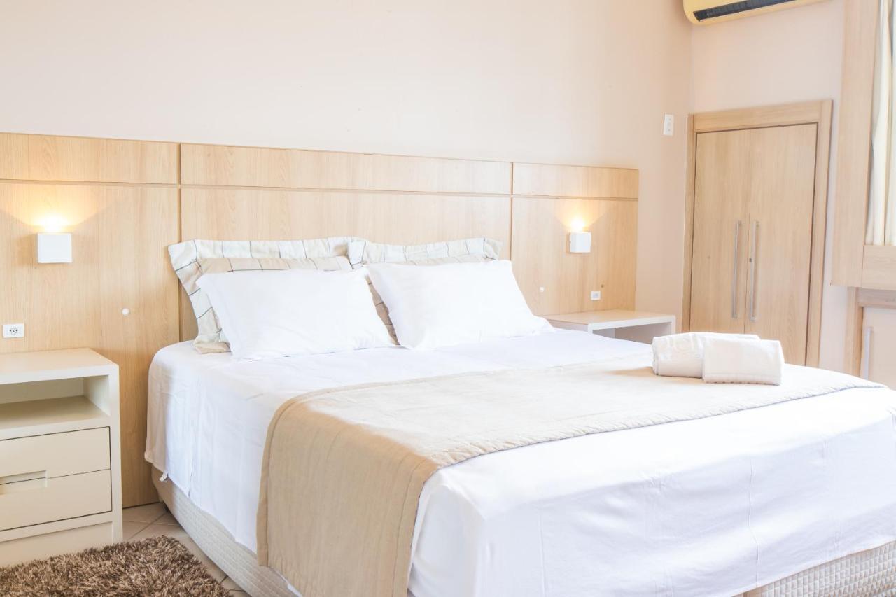 Delupo - Livin Apart-hotel Criciuma (Santa Catarina)
